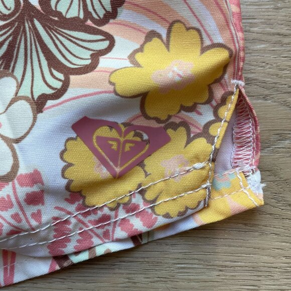 NEW Roxy Womens Small Floral Print Swim Board Shorts Elastic Waist Drawstring - Picture 3 of 8